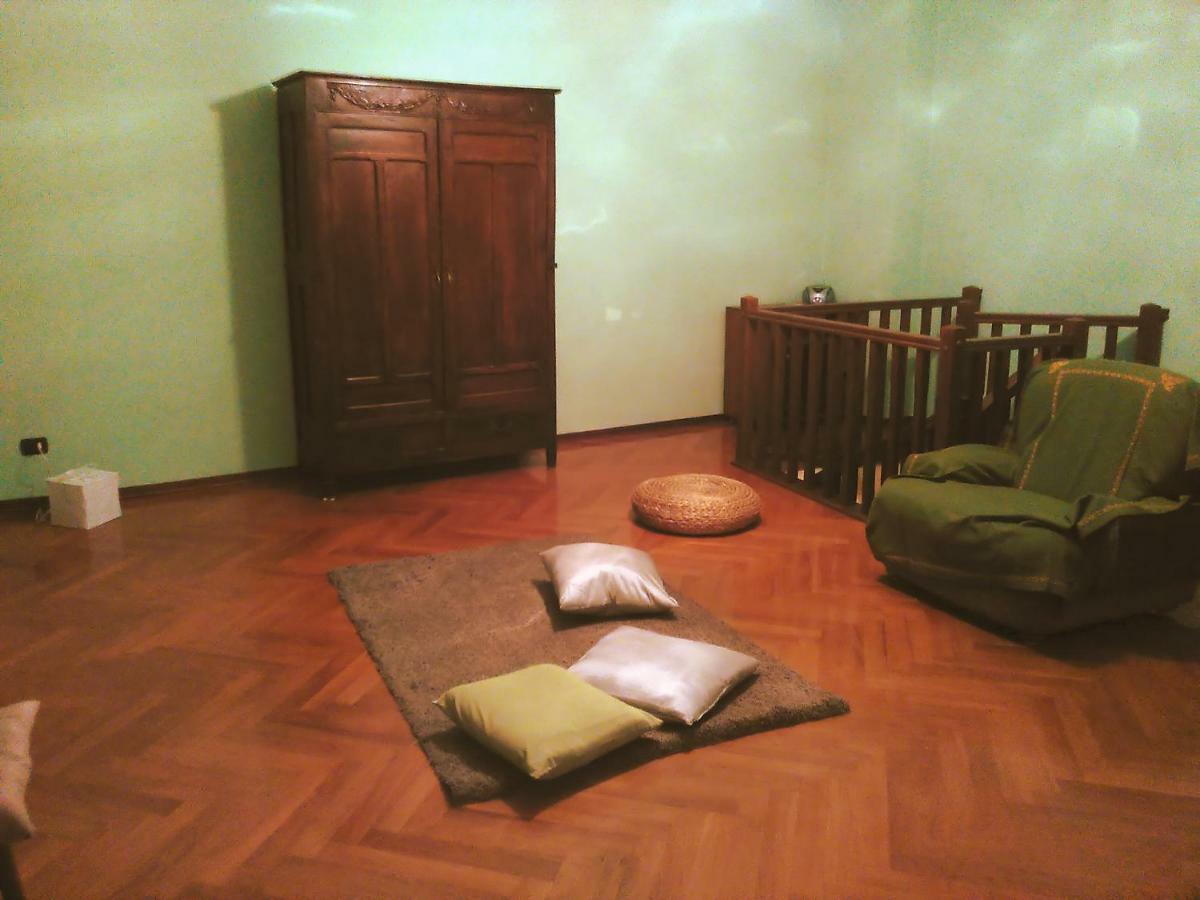 Hostal Casa Aromi ed Arte Asti Exterior foto